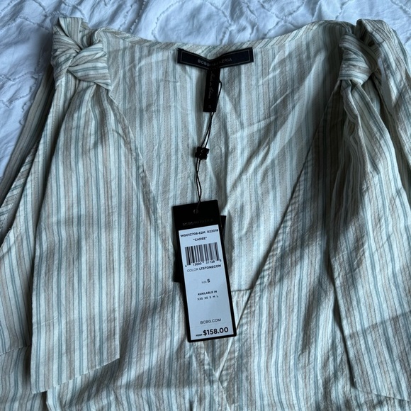 BCBG Striped Sleeveless Top Tie Shoulder V Neckline - Picture 4 of 6